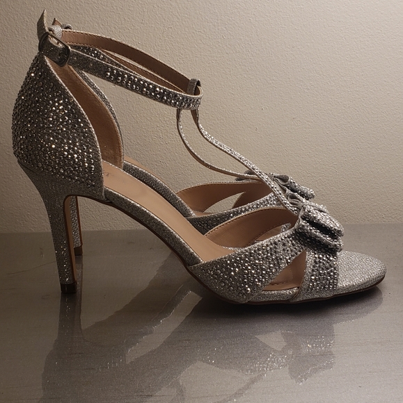 SOLD - Picture 2 of 8